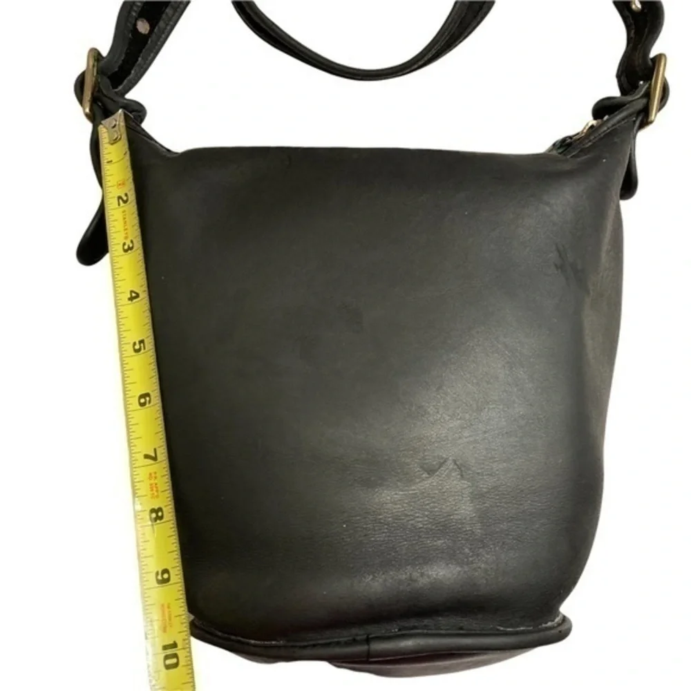 Coach Bucket Duffle Helen Legacy Feed Vintage 9953 Black Leather Bag